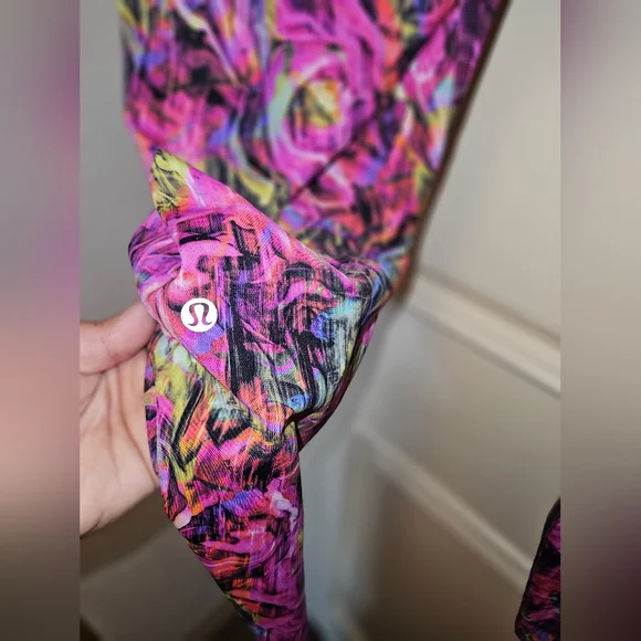 Multi Color Fast And Free High Rise Crop - Picture 3 of 5